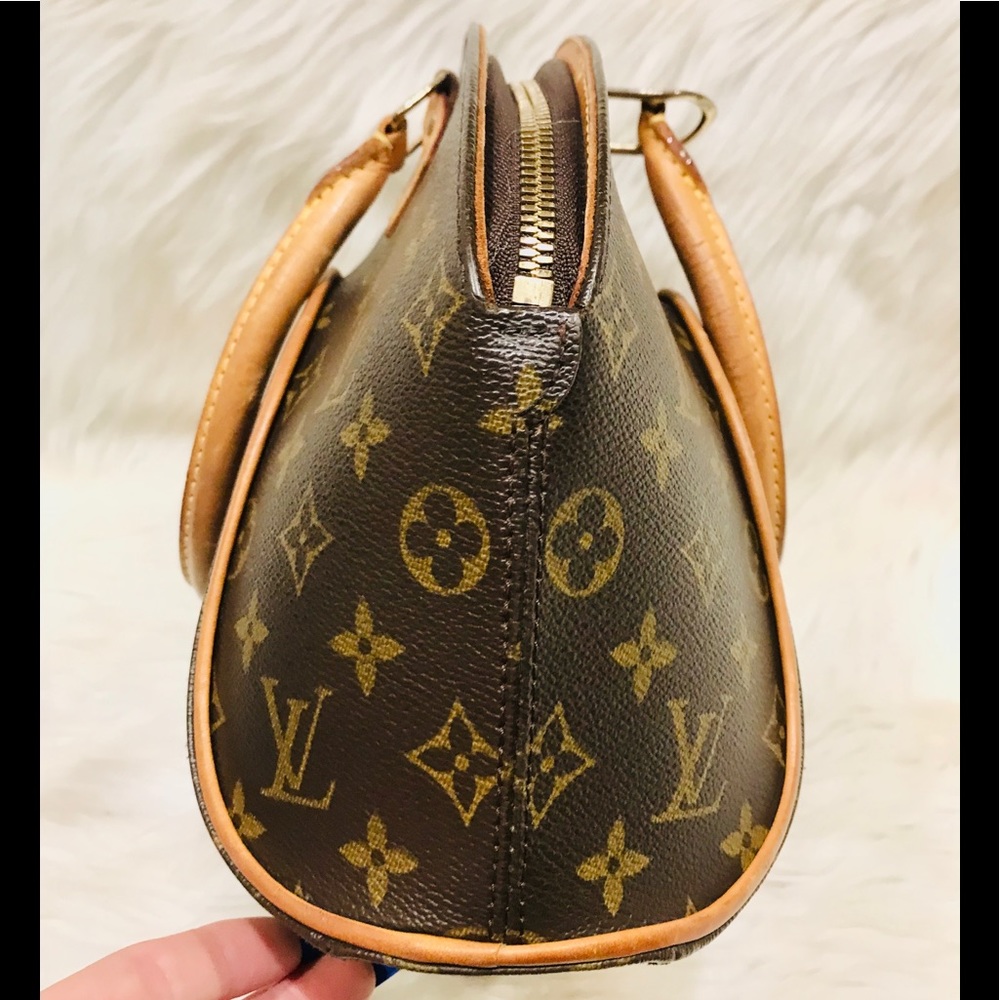 Louis Vuitton Brown Monogram Tote - Picture 4 of 11